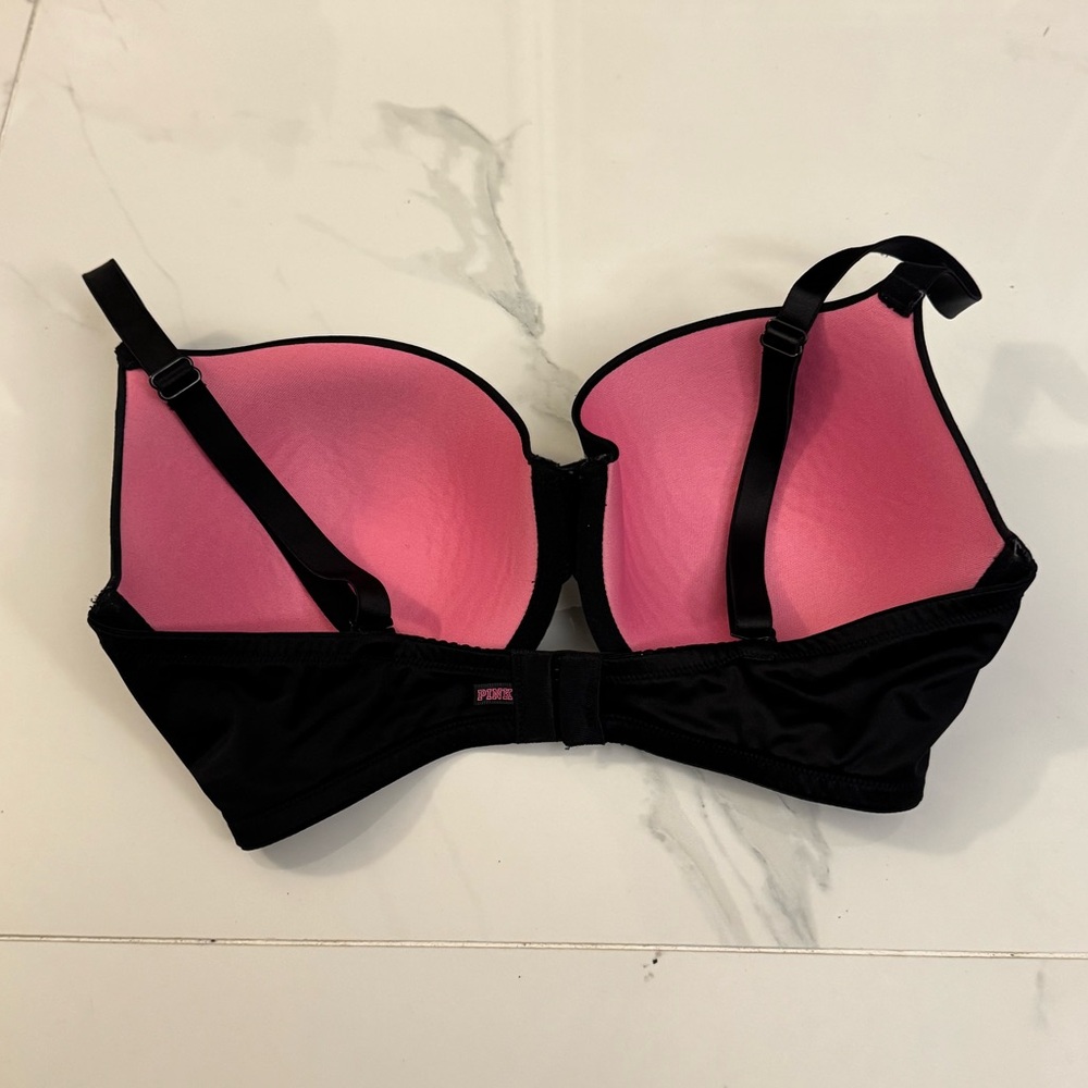 PINK Victoria's Secret Black & Pink T-Shirt Underwire Bra